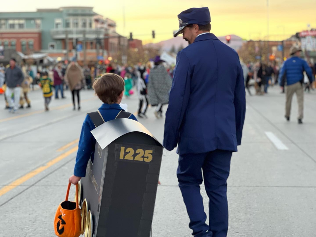 steamboat halloween stroll